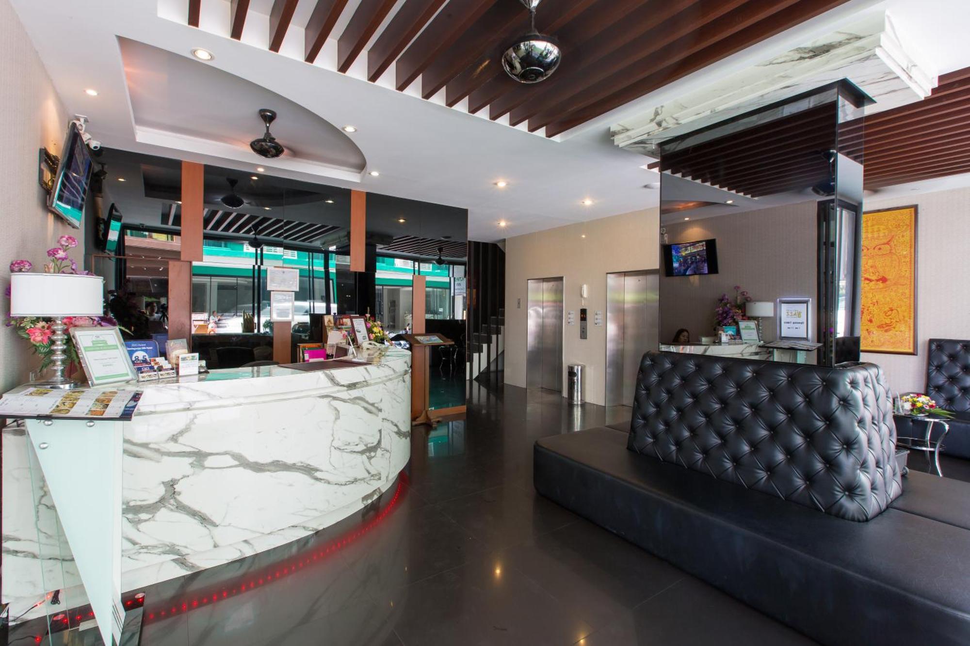 Hemingways Silk Hotel Patong 外观 照片